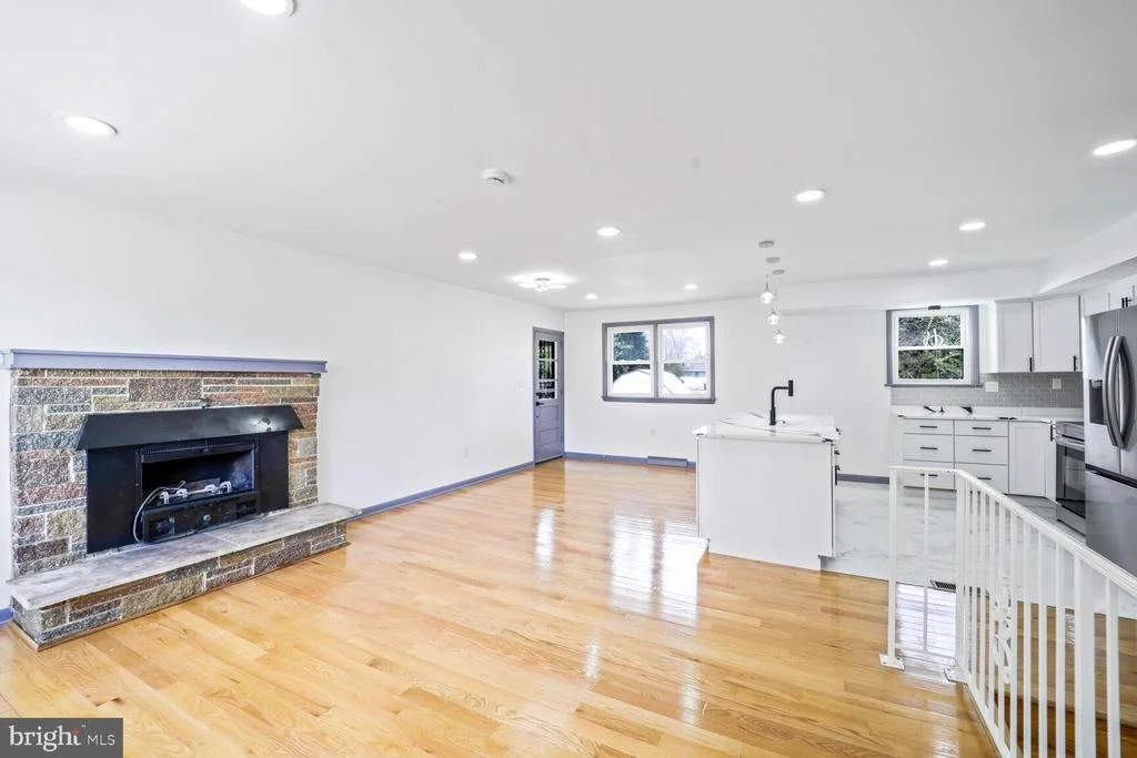 Photo of 5006 MATHILDA LANE