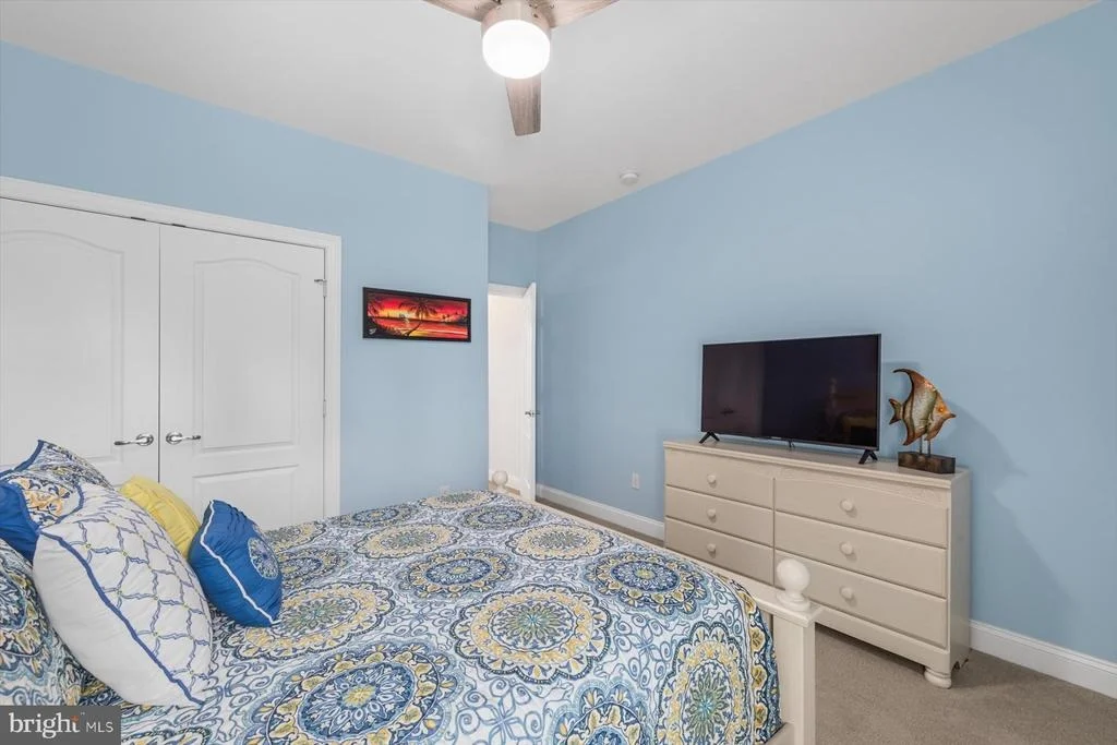 Photo of 24860 MISTLETOE DRIVE