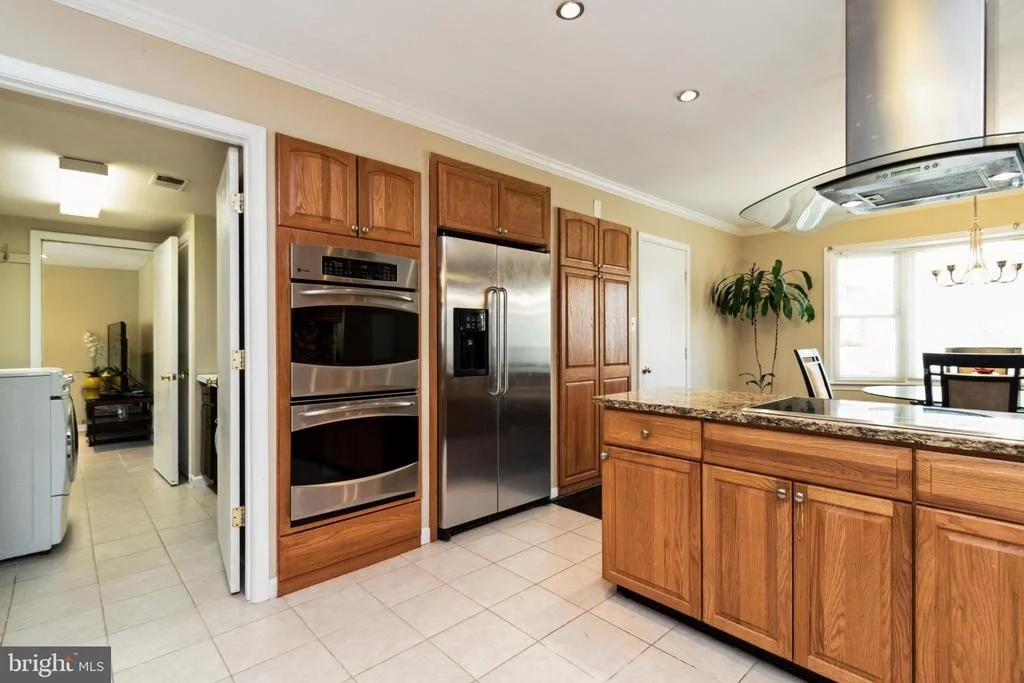 Photo of 10801 MIDSUMMER DRIVE