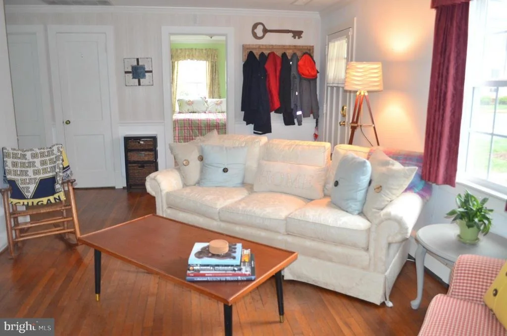Photo of 9016 QUARRY STREET