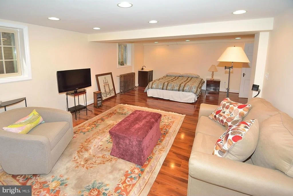 Photo of 1407 DALE DRIVE