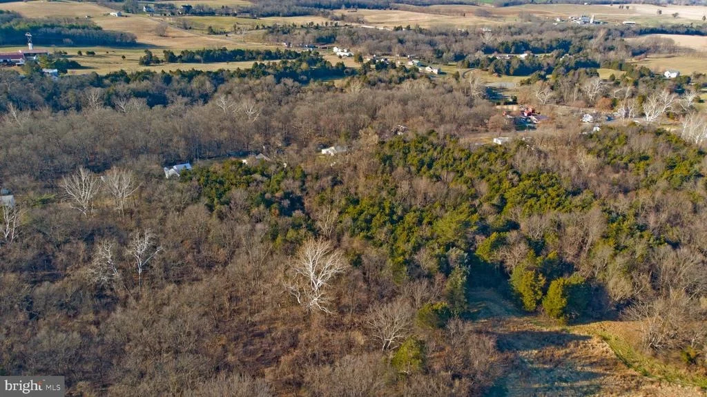 Photo of 8103 AVIS MILL ROAD