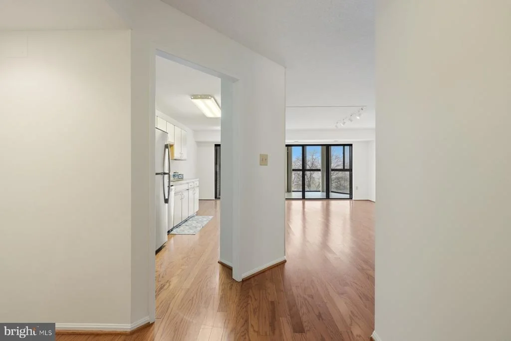 Photo of Unit 2801 at 15107 INTERLACHEN DRIVE