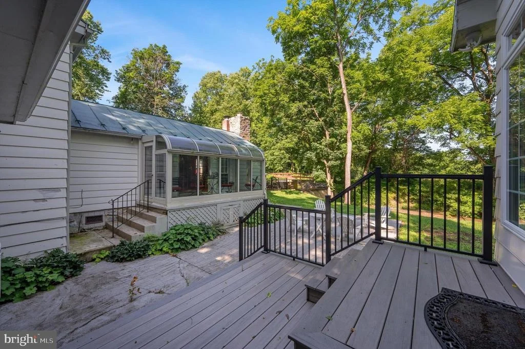 Photo of 6517 KABLETOWN ROAD