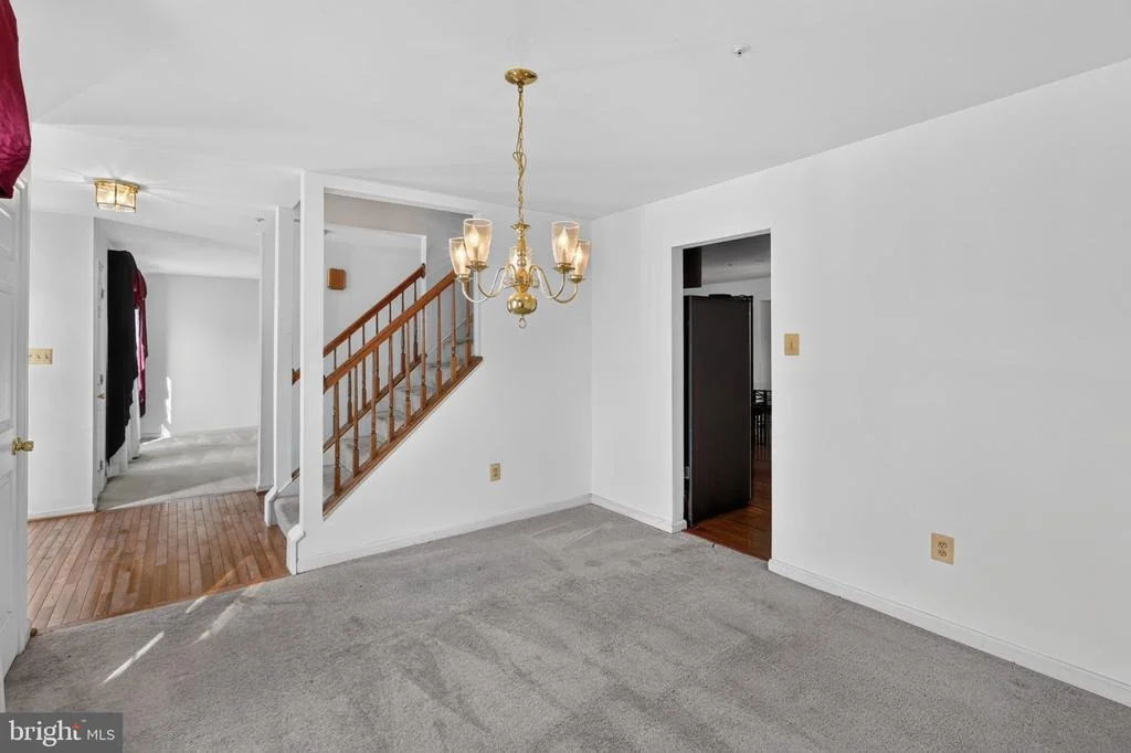 Photo of 9109 HELMSLEY DRIVE