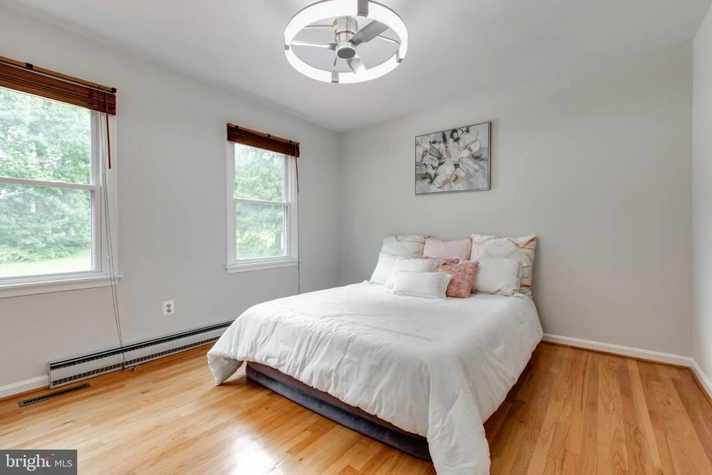 Photo of 8200 TYSON ROAD