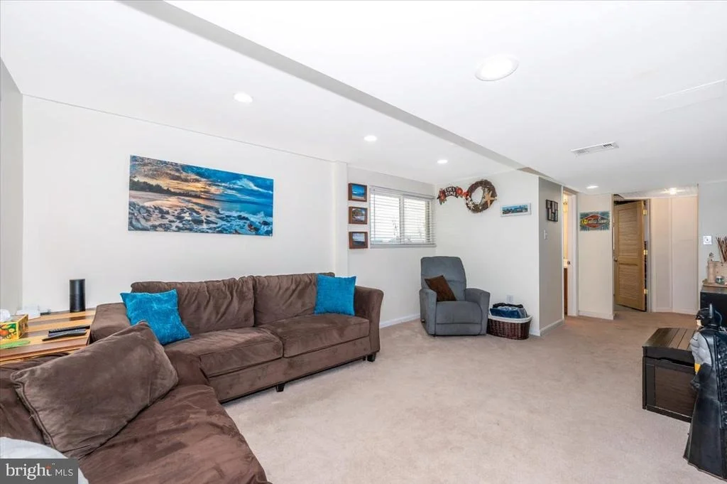 Photo of 10113 DAY AVENUE