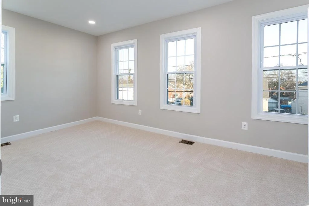 Photo of 4615 KANE PLACE NE