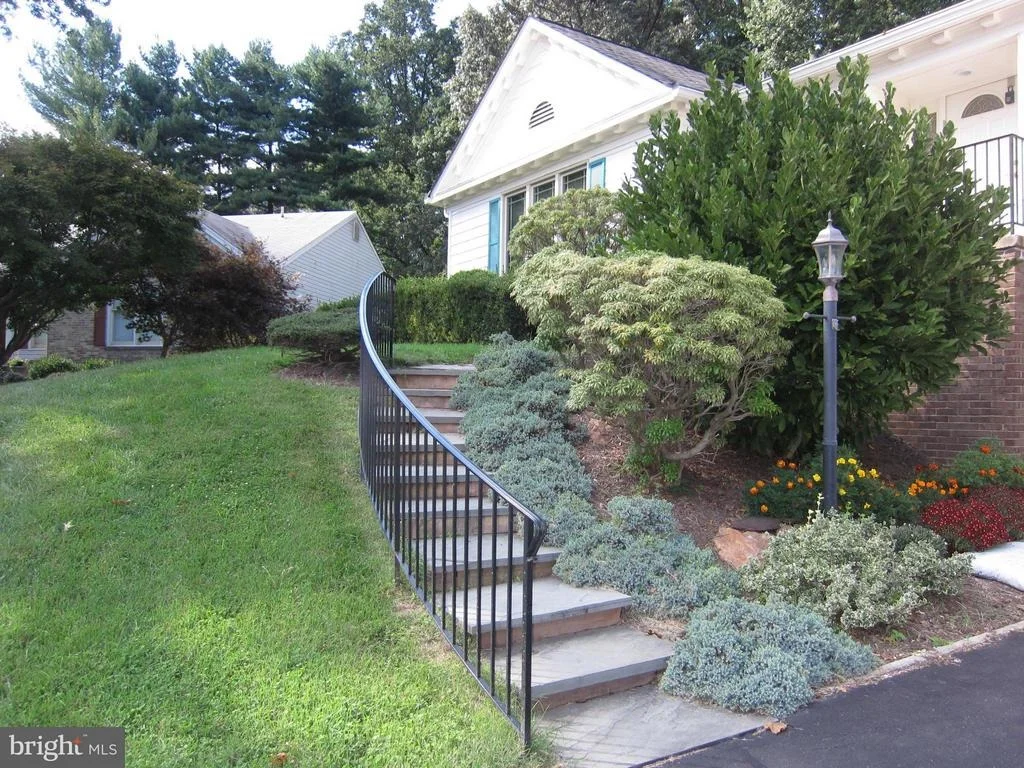 Photo of 15212 WINSTEAD LANE