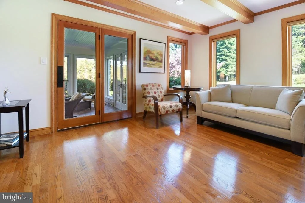 Photo of 1402 THURSTON ROAD