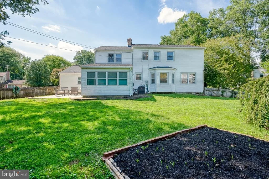Photo of 625 FOXCROFT DRIVE