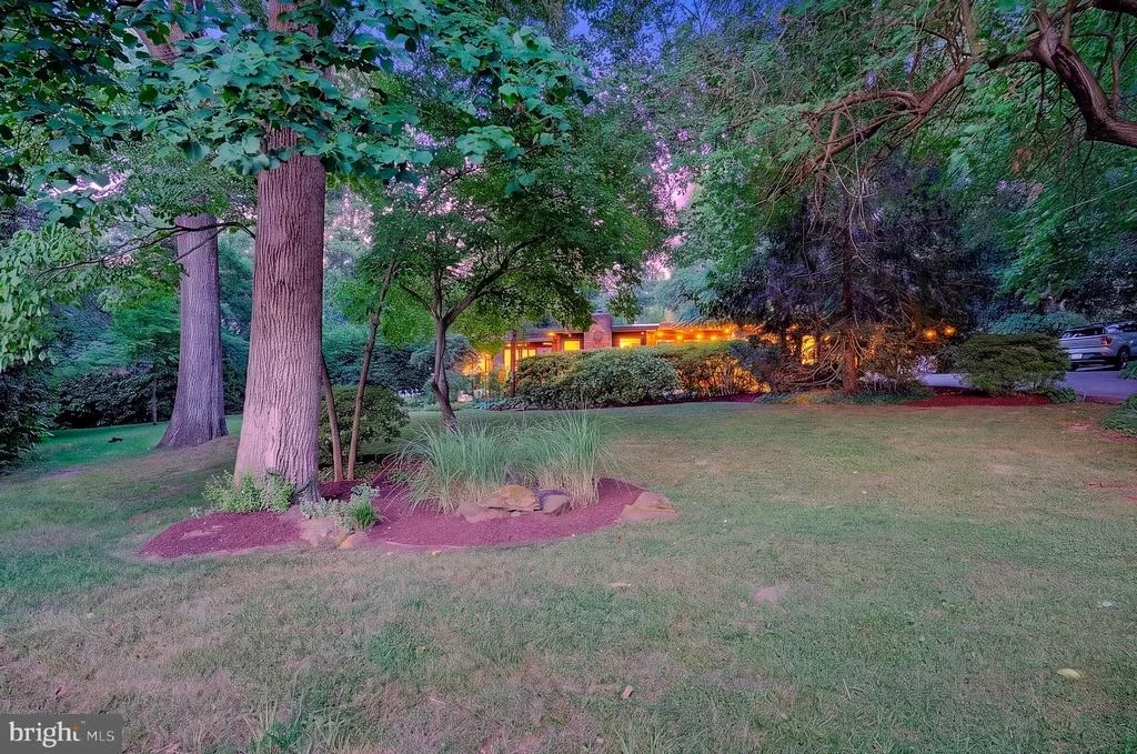 Photo of 1169 LATROBE DRIVE
