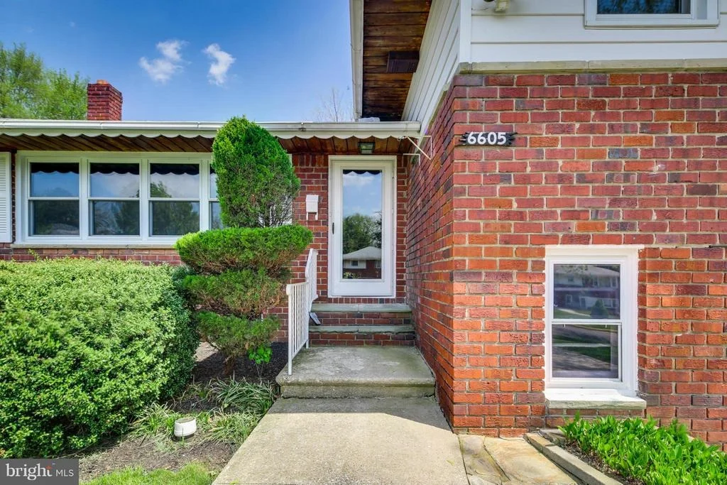 Photo of 6605 DEANCROFT ROAD