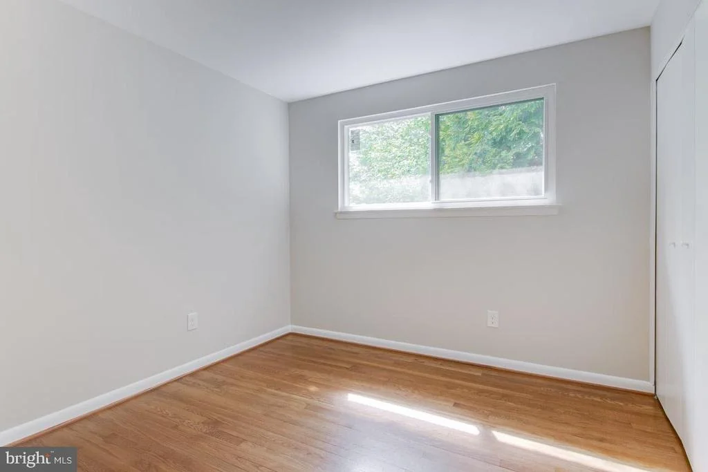 Photo of 217 HILLSBORO DRIVE