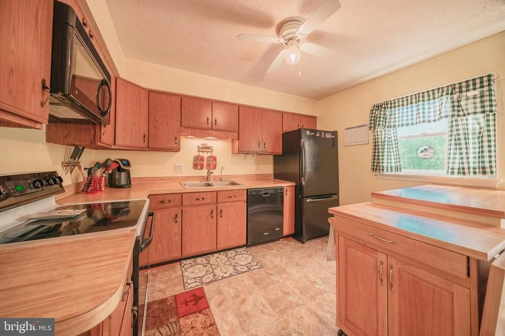 Photo of 13265 STONEHOUSE MTN