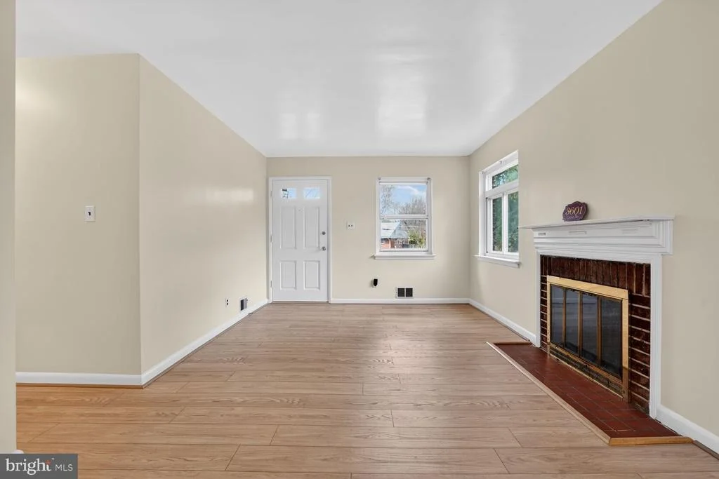 Photo of 3601 CREST DRIVE