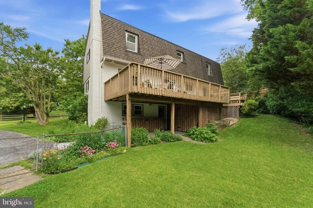 Photo of 2100 EDGEWATER PARKWAY