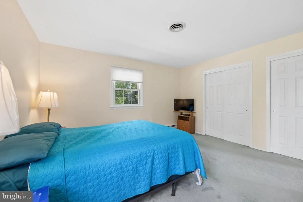 Photo of 10 PASADENA DRIVE