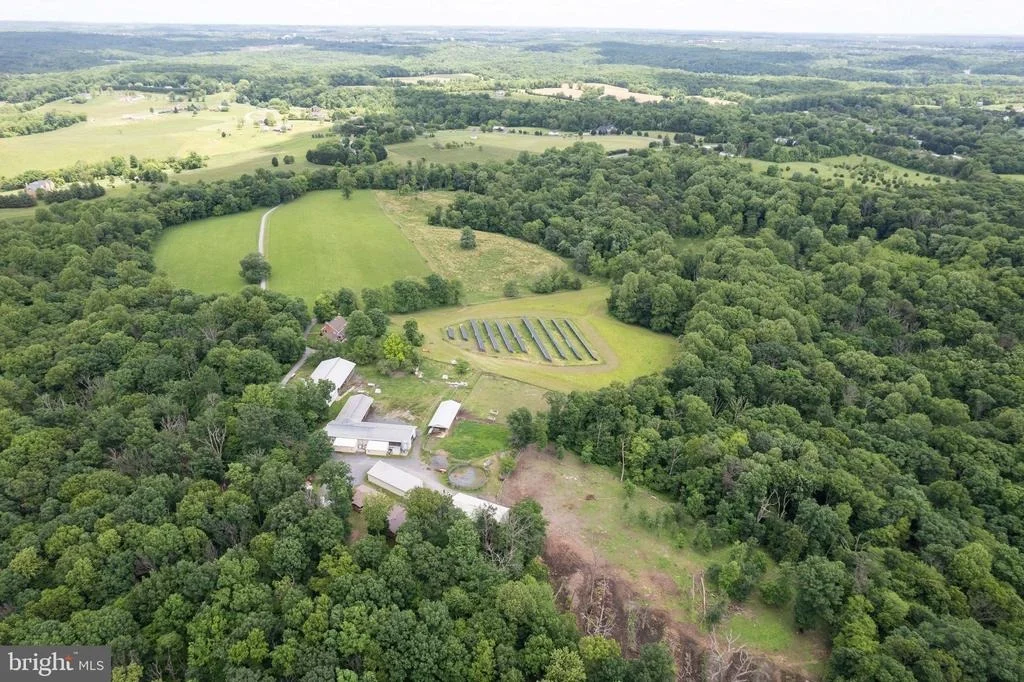 Photo of 16120 BARNESVILLE ROAD