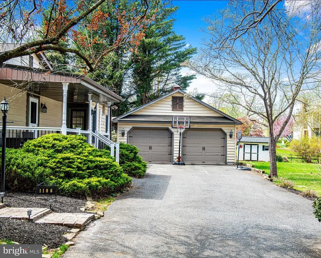 Photo of 1106 RED PUMP ROAD