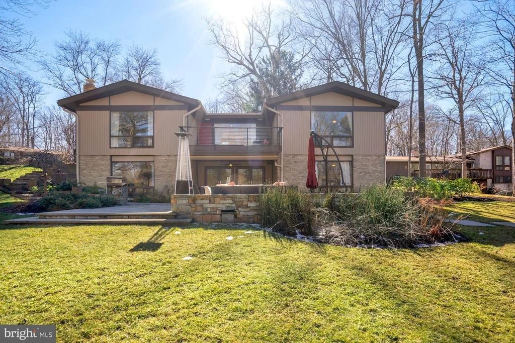 Photo of 3010 CUNNINGHAM DRIVE