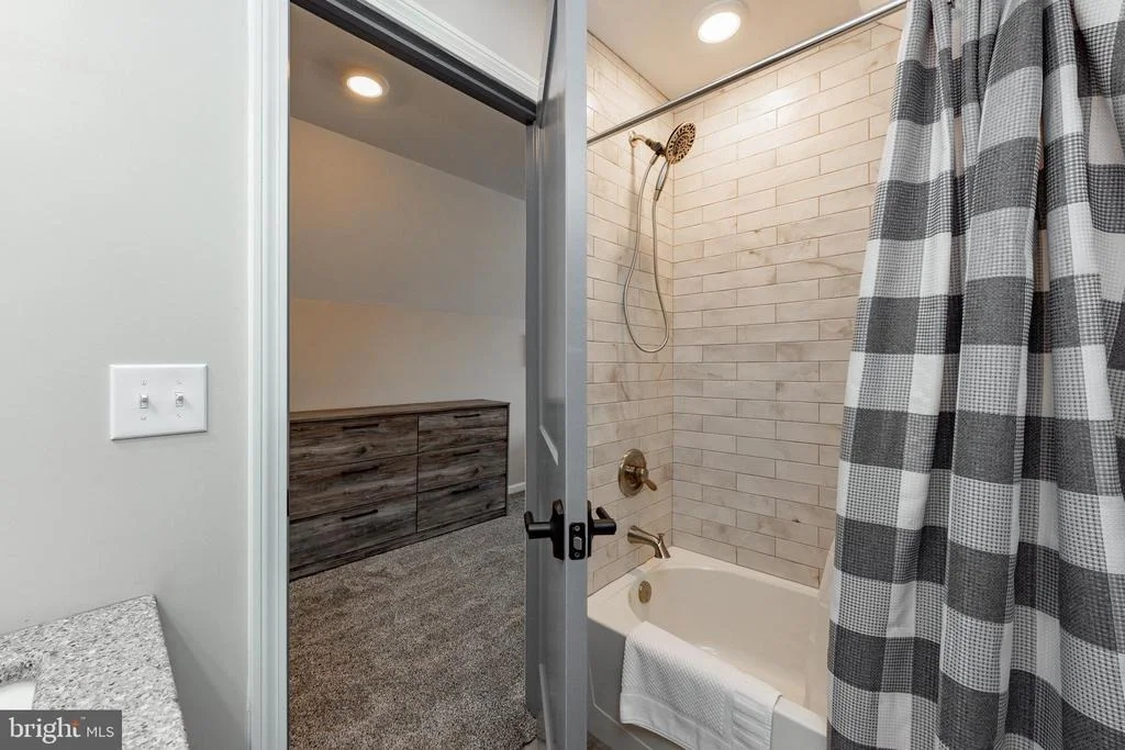 Photo of 220 BILTMORE VIEW