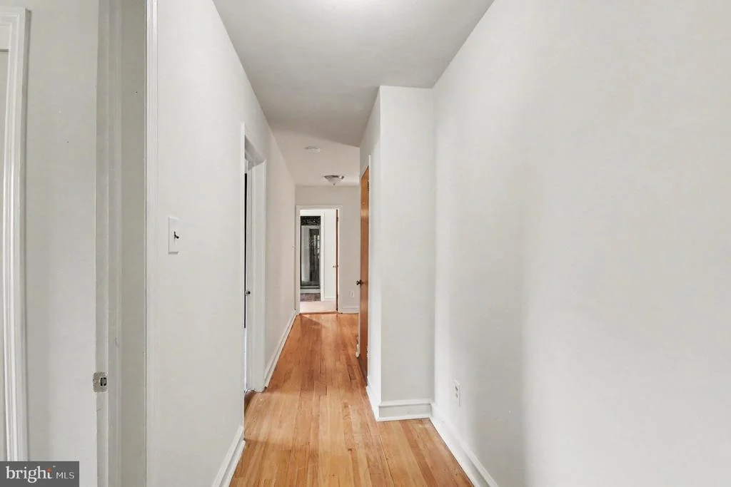 Photo of 1202 HILLSIDE BOULEVARD