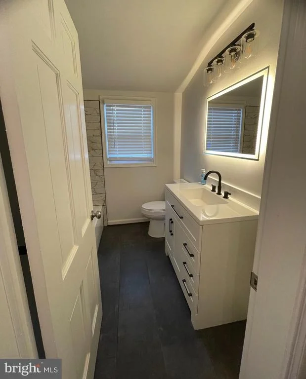 Photo of 401 FOREST VIEW