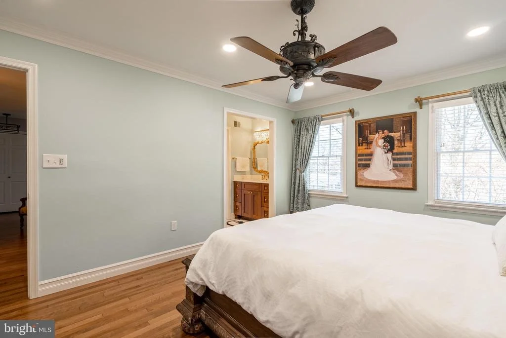 Photo of 4029 CRESCENT ROAD