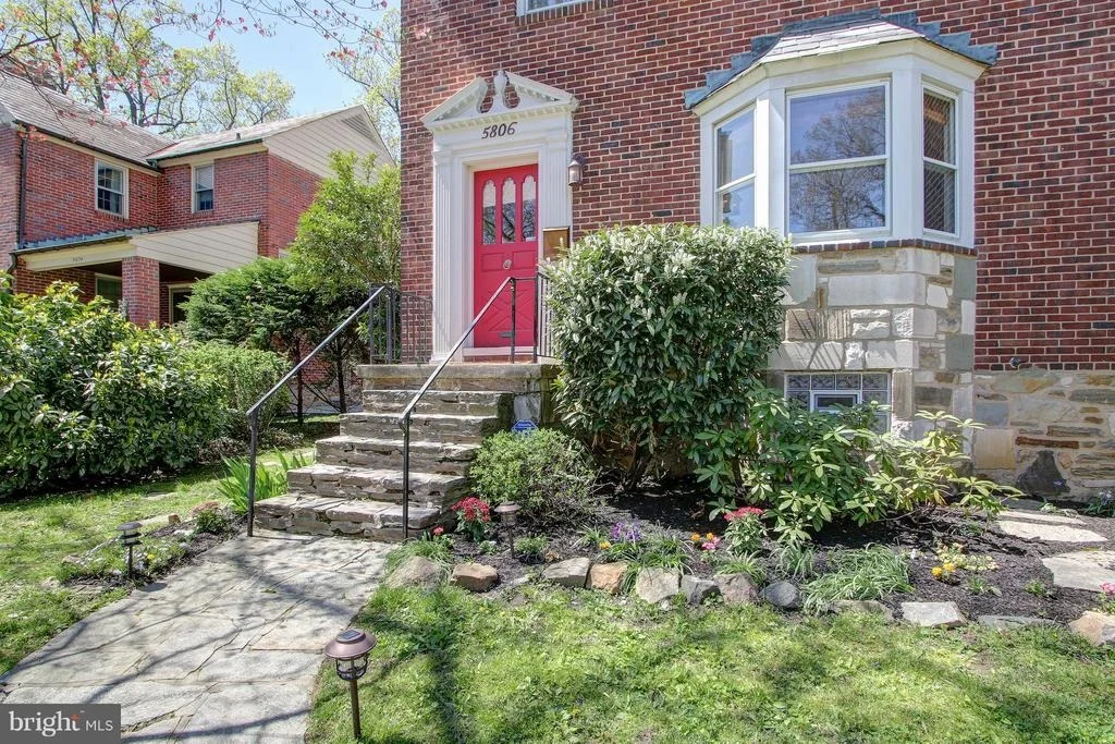 Photo of 5806 KIPLING COURT