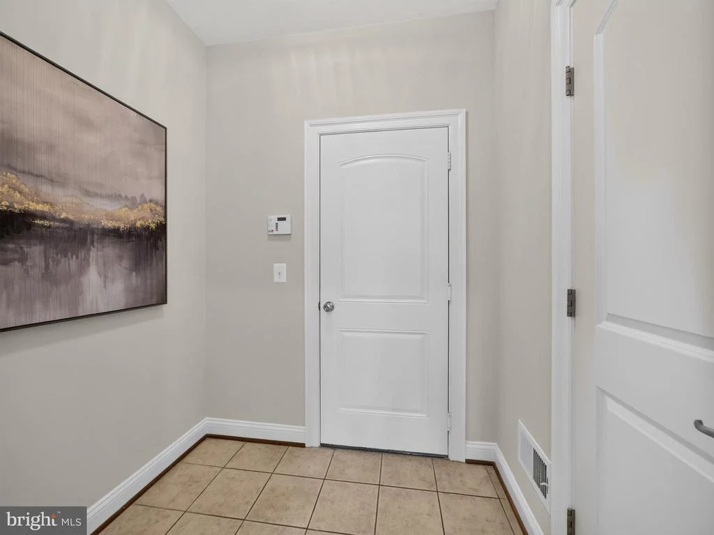 Photo of 3032 MOORE LANE