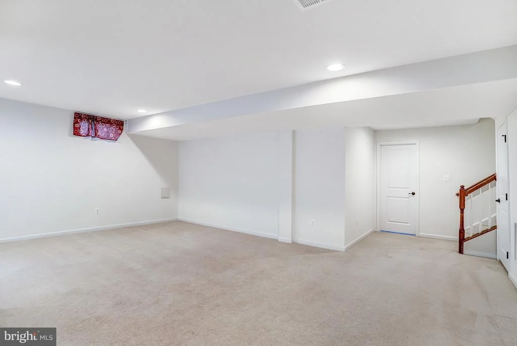 Photo of 26798 BARNSLEY PLACE