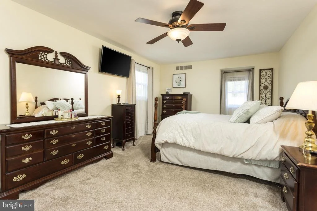 Photo of 218 GARNETT ROAD
