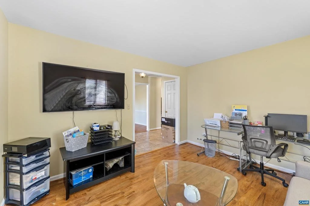 Photo of 465 HIDDEN RIDGE RD