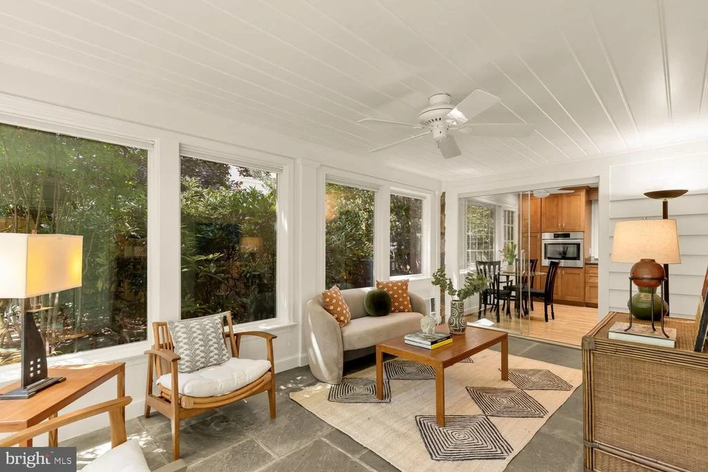 Photo of 5810 OVERLEA ROAD