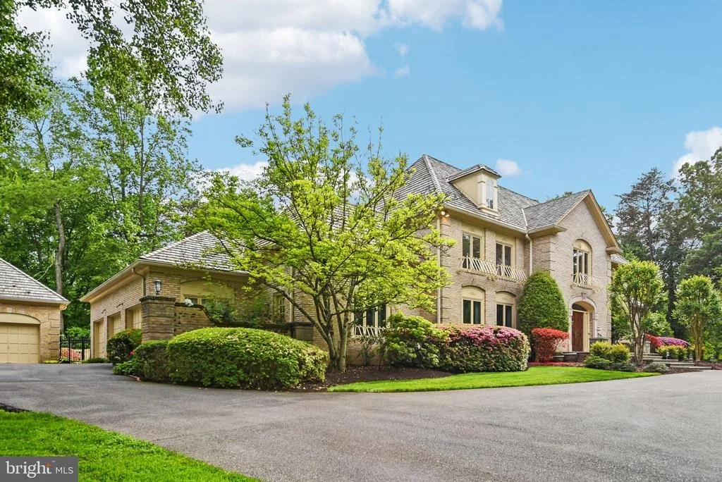 Photo of 9939 BENTCROSS DRIVE