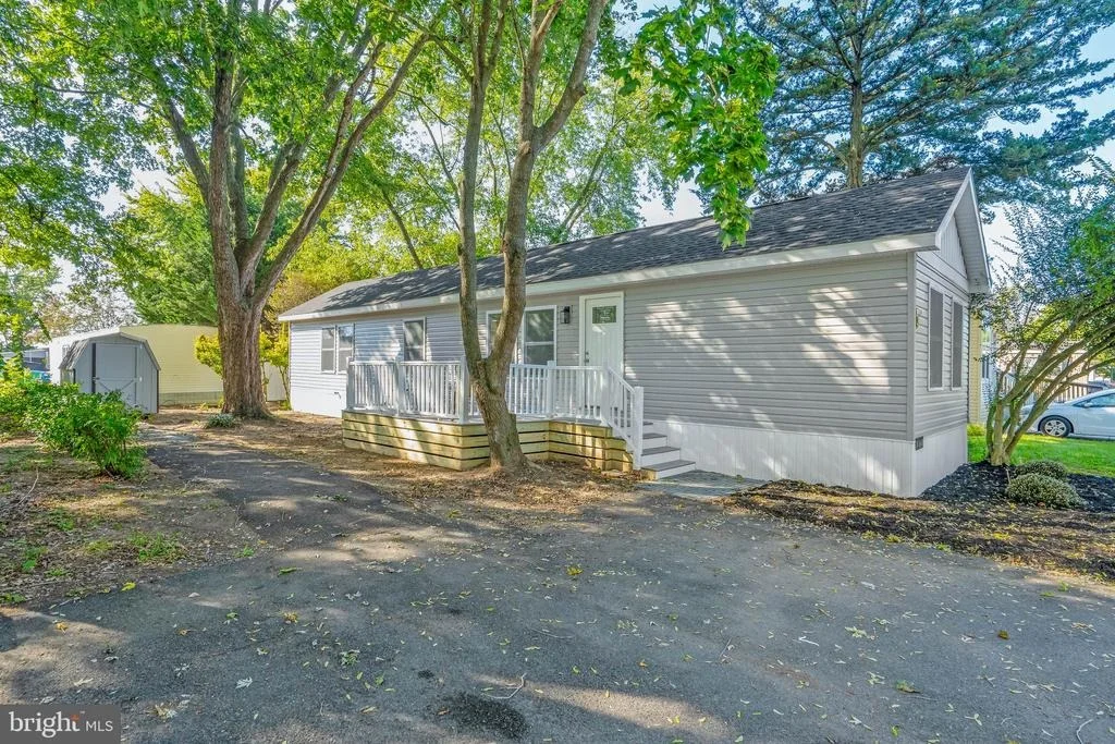 Photo of 31660 JANICE ROAD