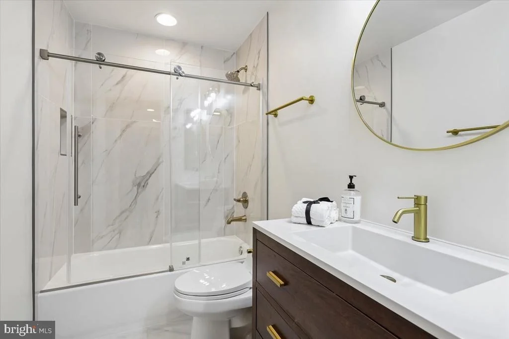 Photo of 42855 CHATELAIN CIRCLE