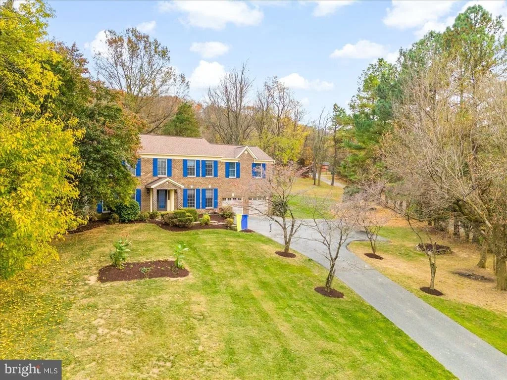 Photo of 4634 FELDSPAR ROAD