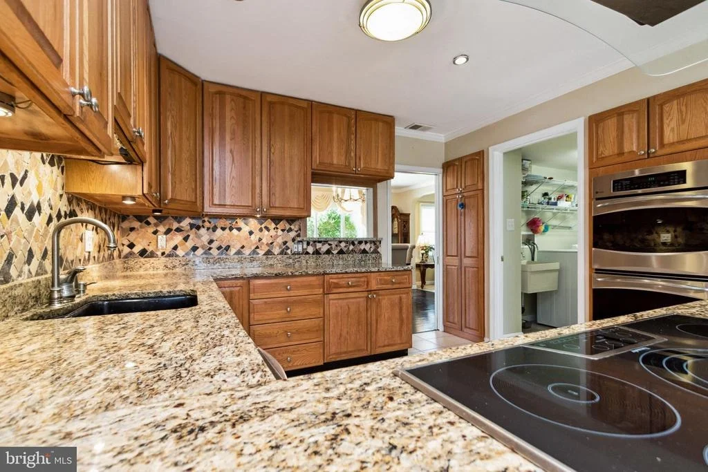 Photo of 10801 MIDSUMMER DRIVE