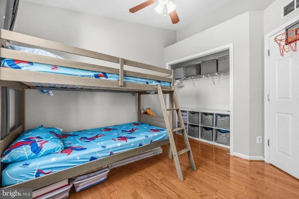 Photo of Unit 301 at 21843 BALDWIN SQUARE