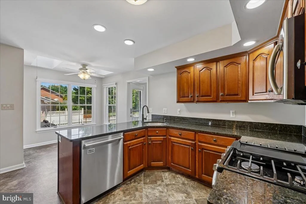 Photo of 8009 STONE RIDGE DRIVE