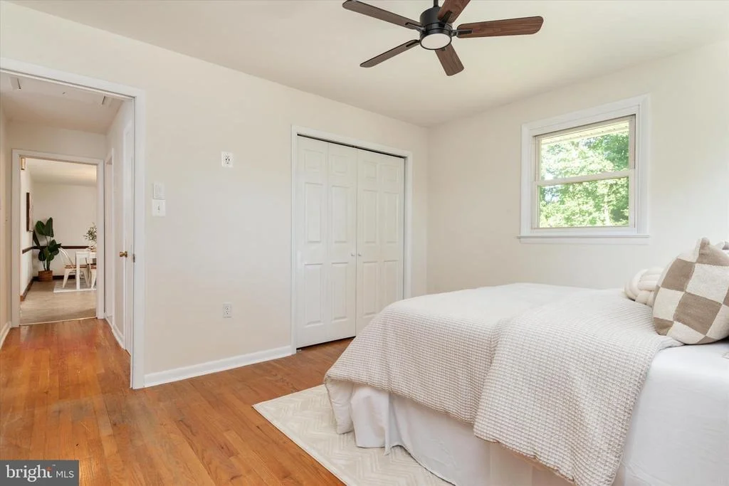 Photo of 596 FOREST VIEW ROAD