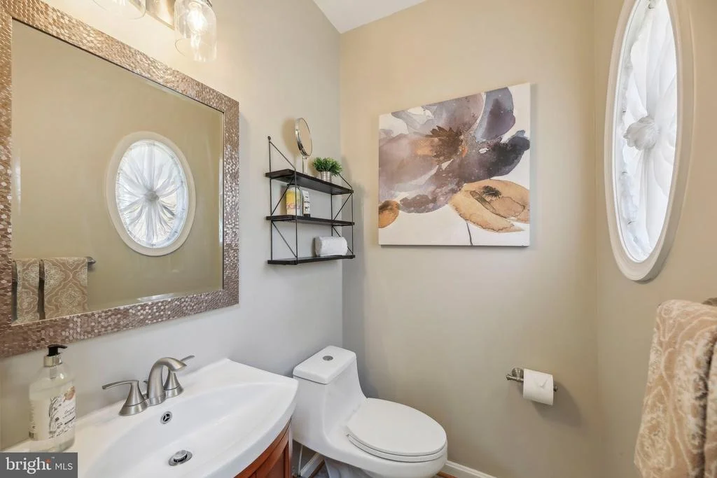 Photo of 10204 CROSSCUT WAY