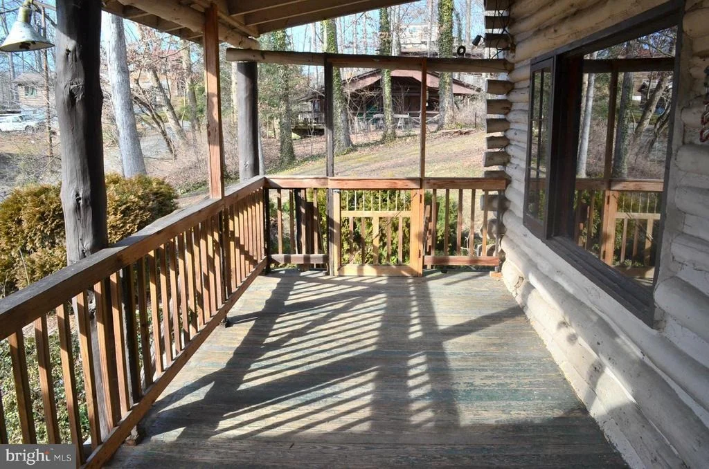 Photo of 11680 TEMPLE LOOP