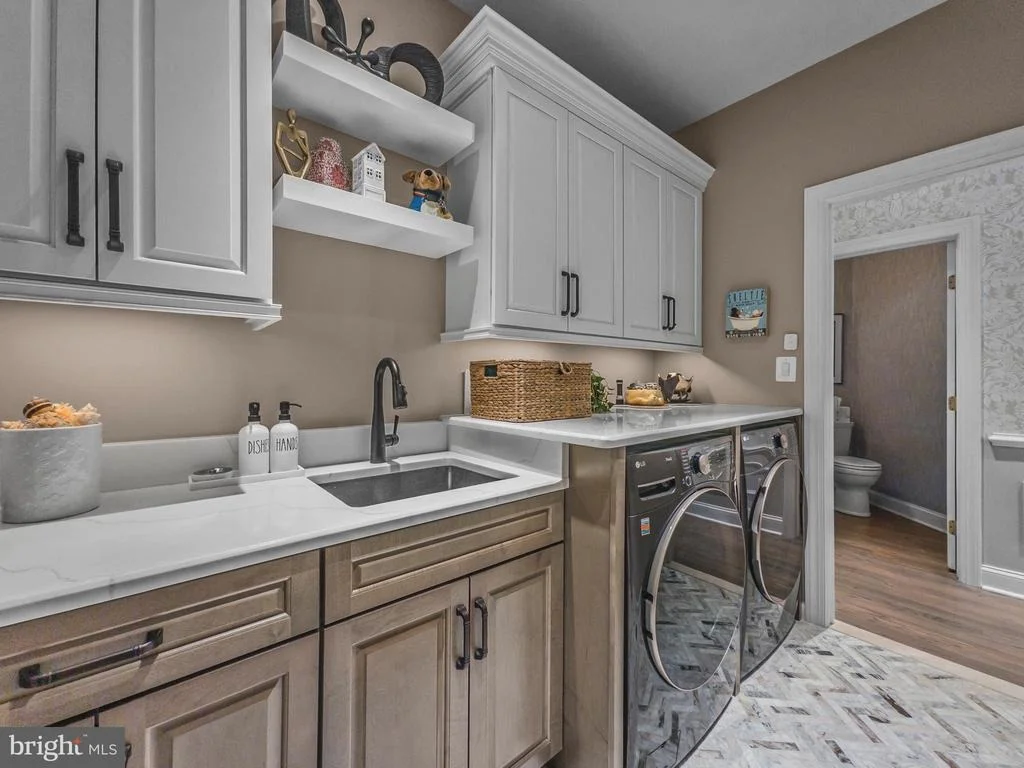 Photo of 3738 GLEN EAGLES DRIVE