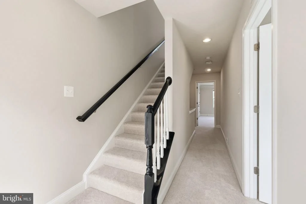 Photo of 7130 BANBURY DRIVE