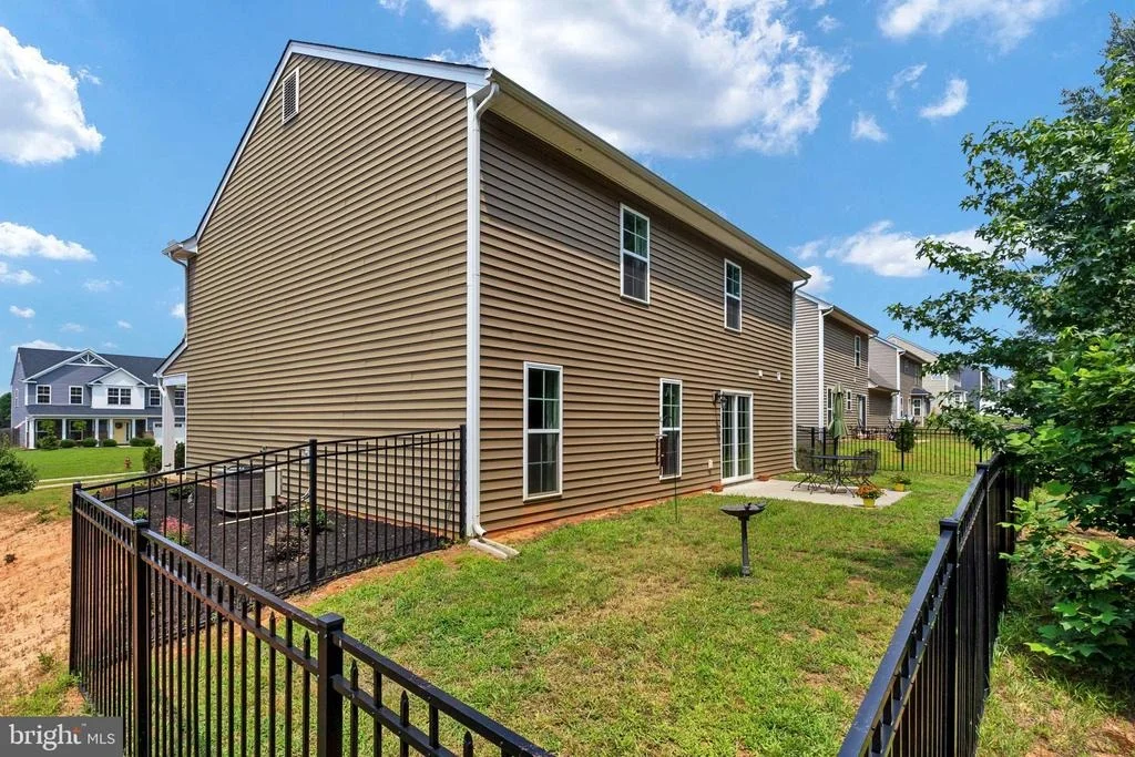 Photo of 333 CARDINAL ROAD