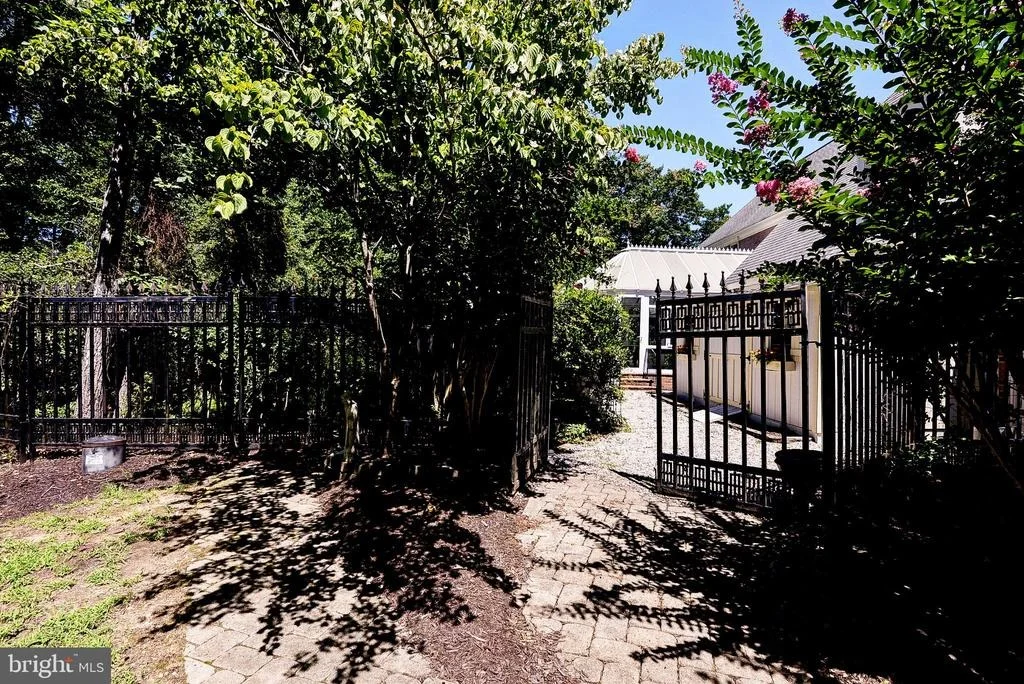 Photo of 5217 IVEY LANE