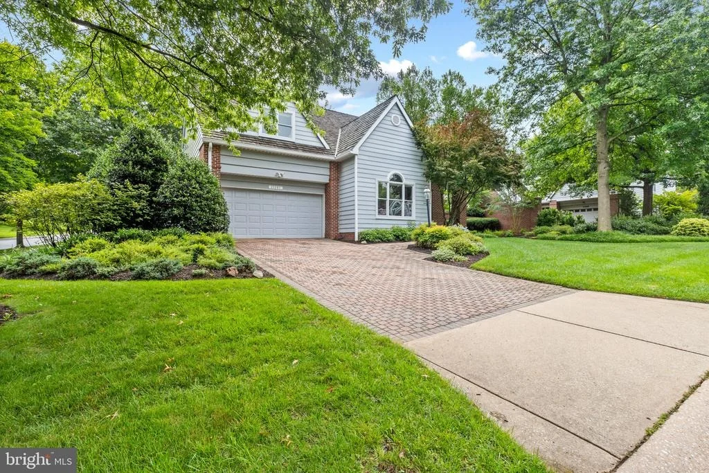 Photo of 11201 SHADOWMERE MEWS